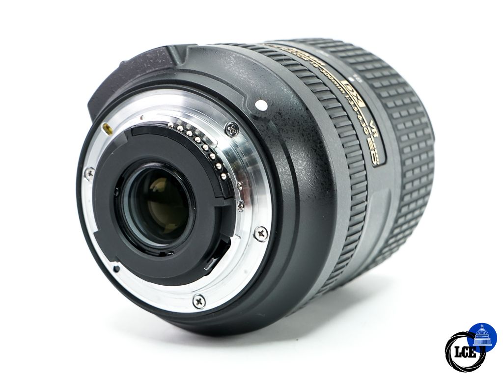 Nikon AF-S 18-300mmm F3.5-5.6G ED VR DX