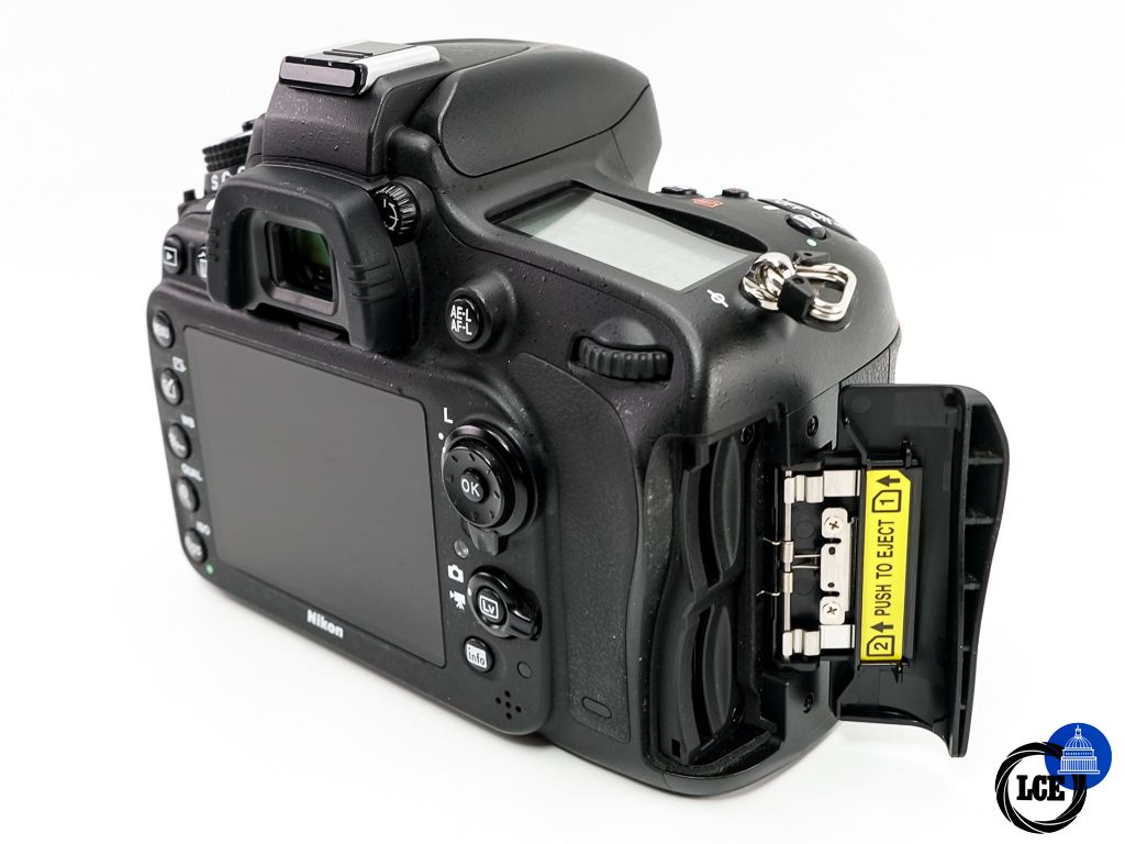 Nikon D610 Body * BOXED / SHUTTER COUNT 9.8K *