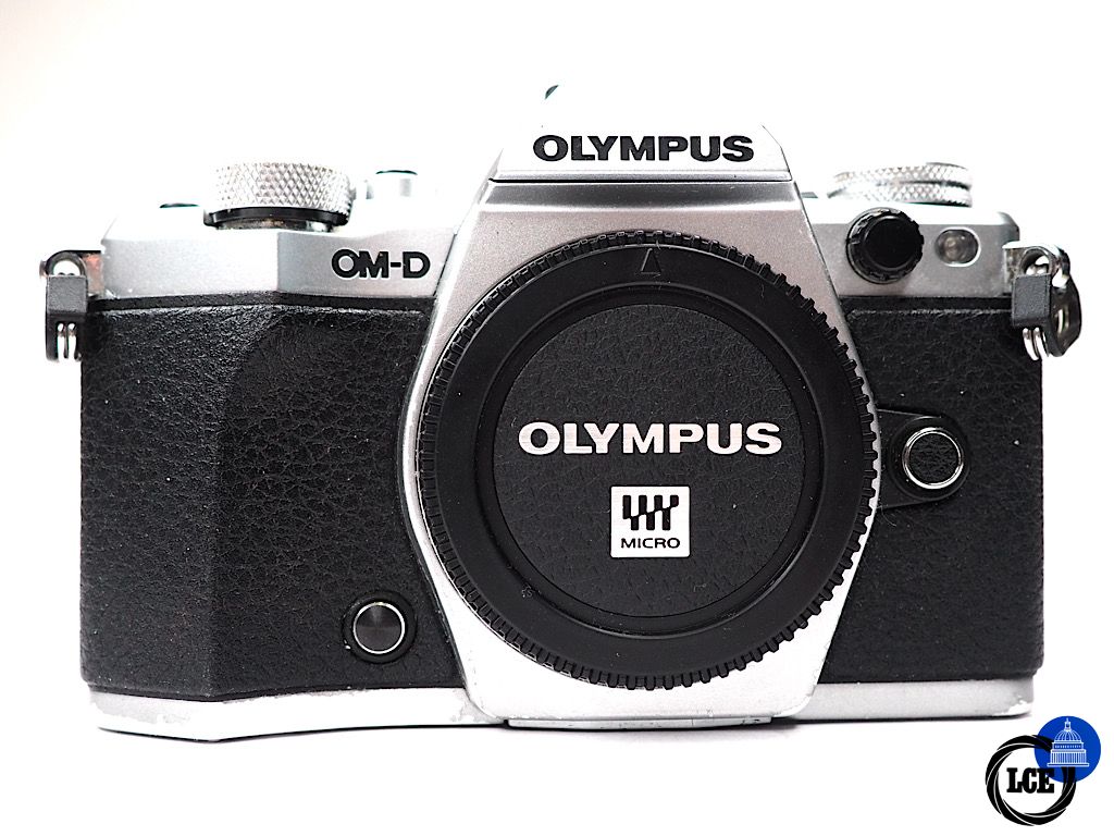 Olympus E-M5 II