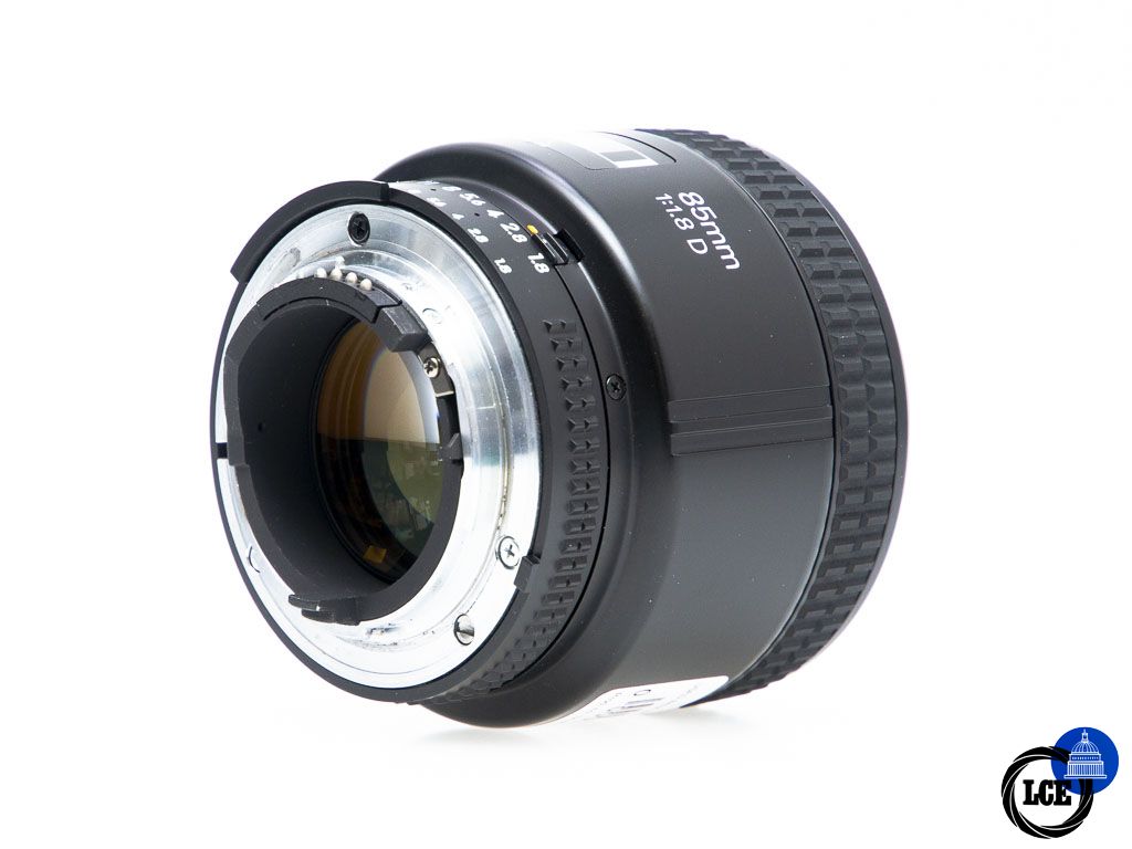 Nikon AF-D 85mm f/1.8