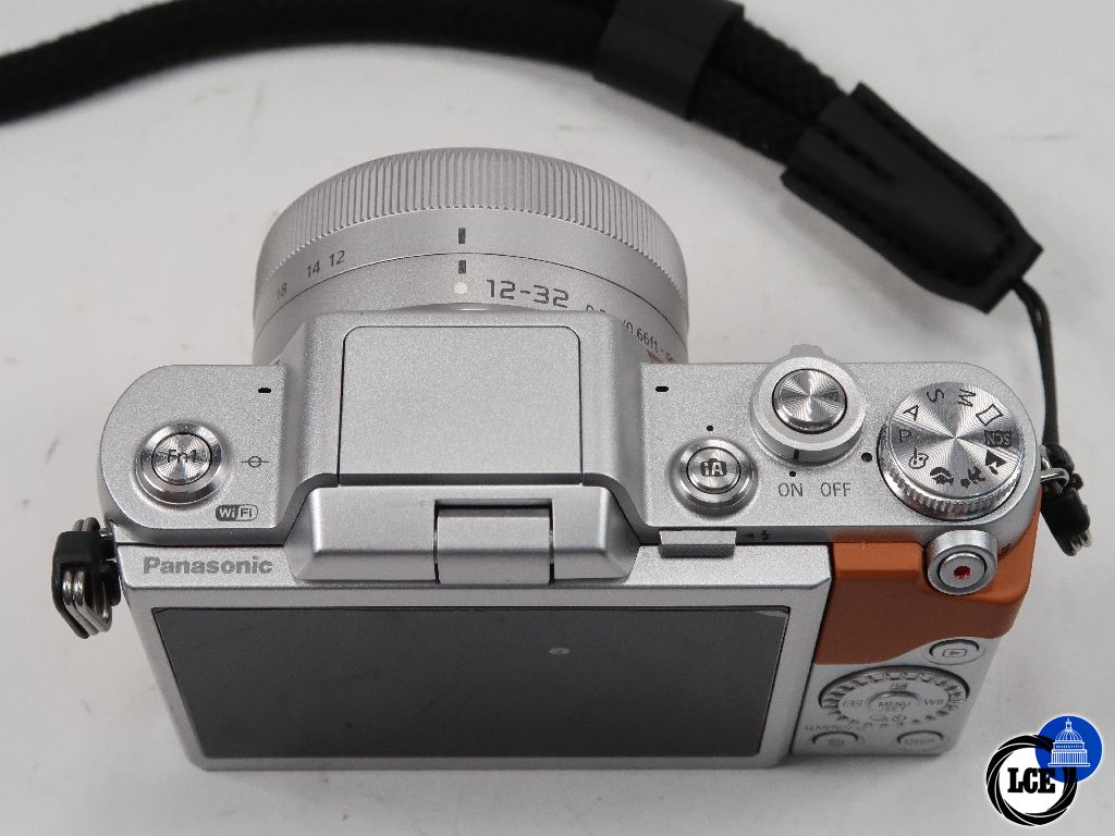 Panasonic Lumix GF7 with 12-32mm f3.5-5.6