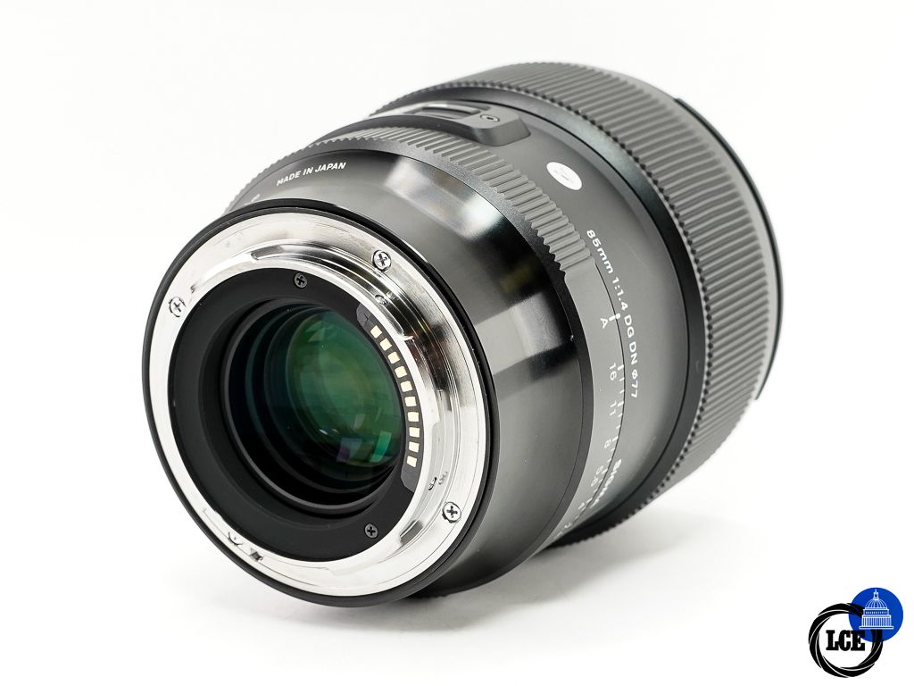 Sigma 85mm F1.4 DG DN * BOXED *