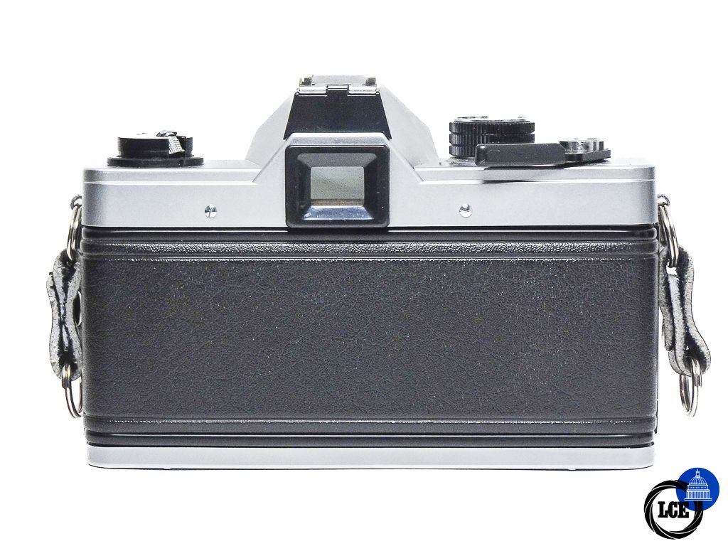 Praktica MTL5 + Carl Zeiss 50mm f/2.8
