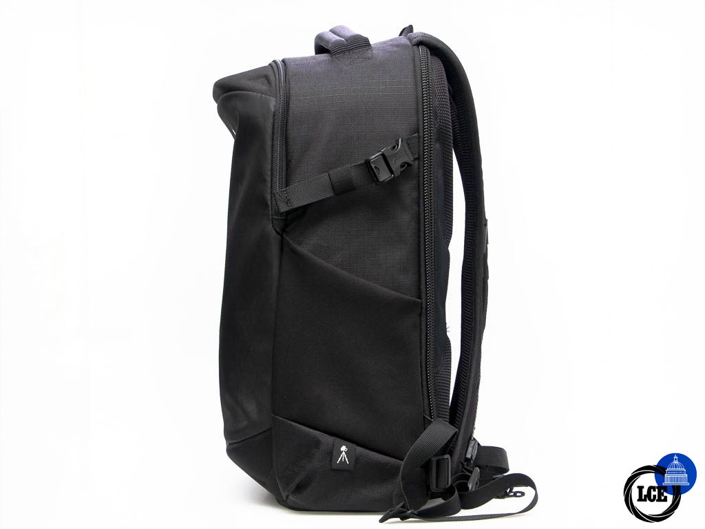LowePro Flipside BP 300 AW III *WITH TAGS*