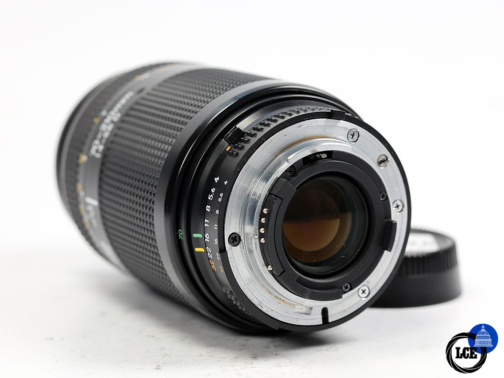 Nikon AF 70-210mm f/4-5.6 D 