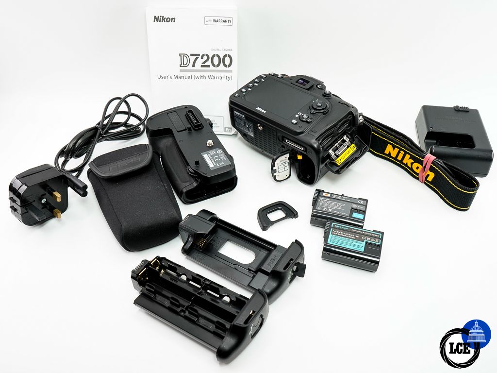 Nikon D7200 Body + MB-D15 Grip