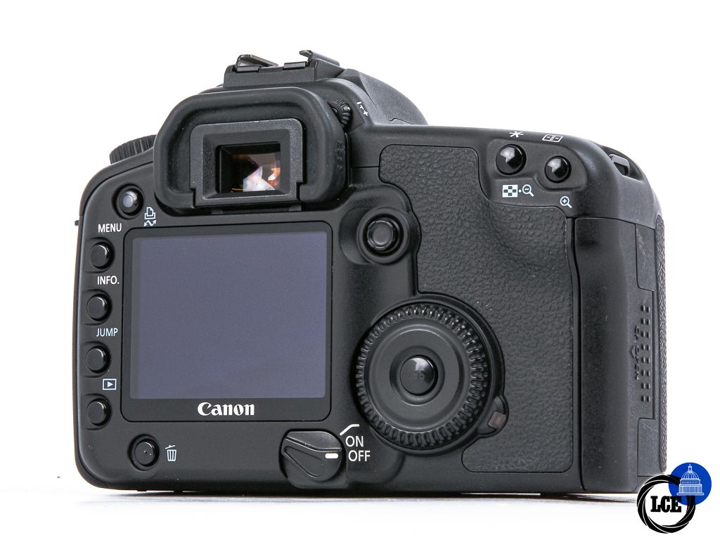 Canon EOS 30D + 18-55mm II