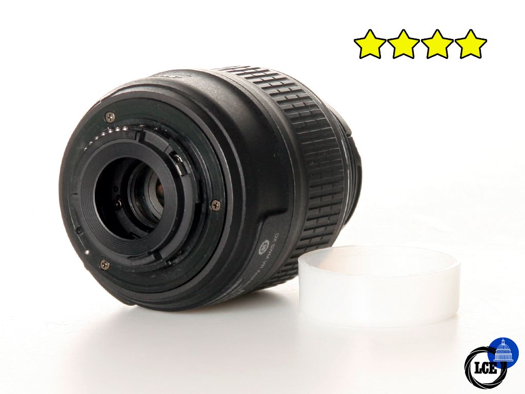 Nikon 18-55mm f3.5-5.6 G VR DX AF-S (with Hood)