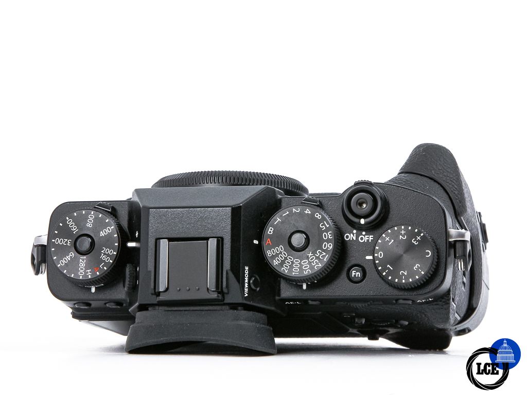 FujiFilm X-T3 + VG-XT3 **<1k Shutter Count**