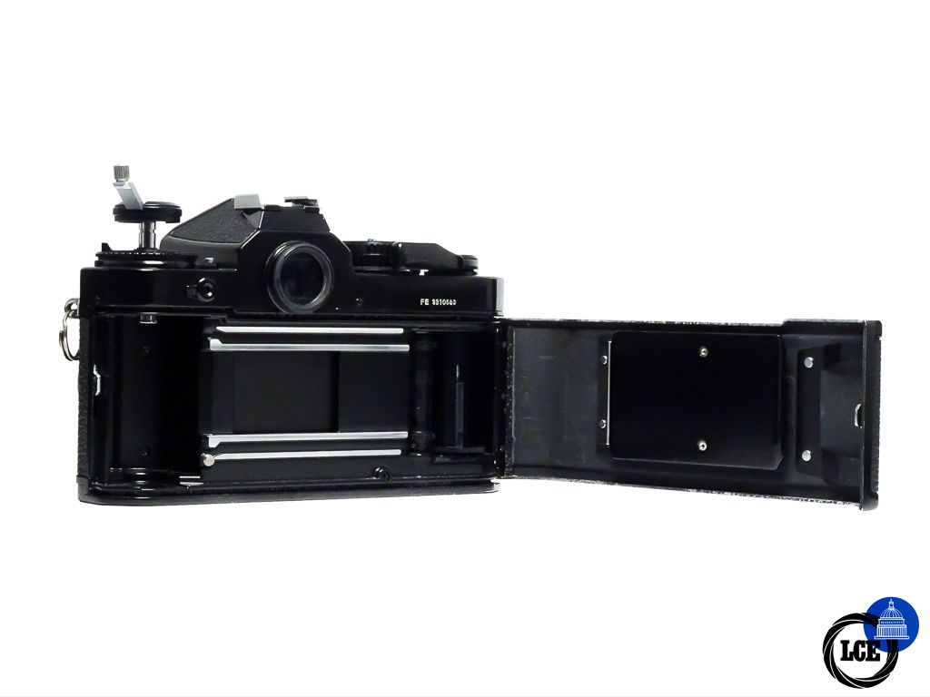 Nikon FE + 50mm f/1.8 Lens