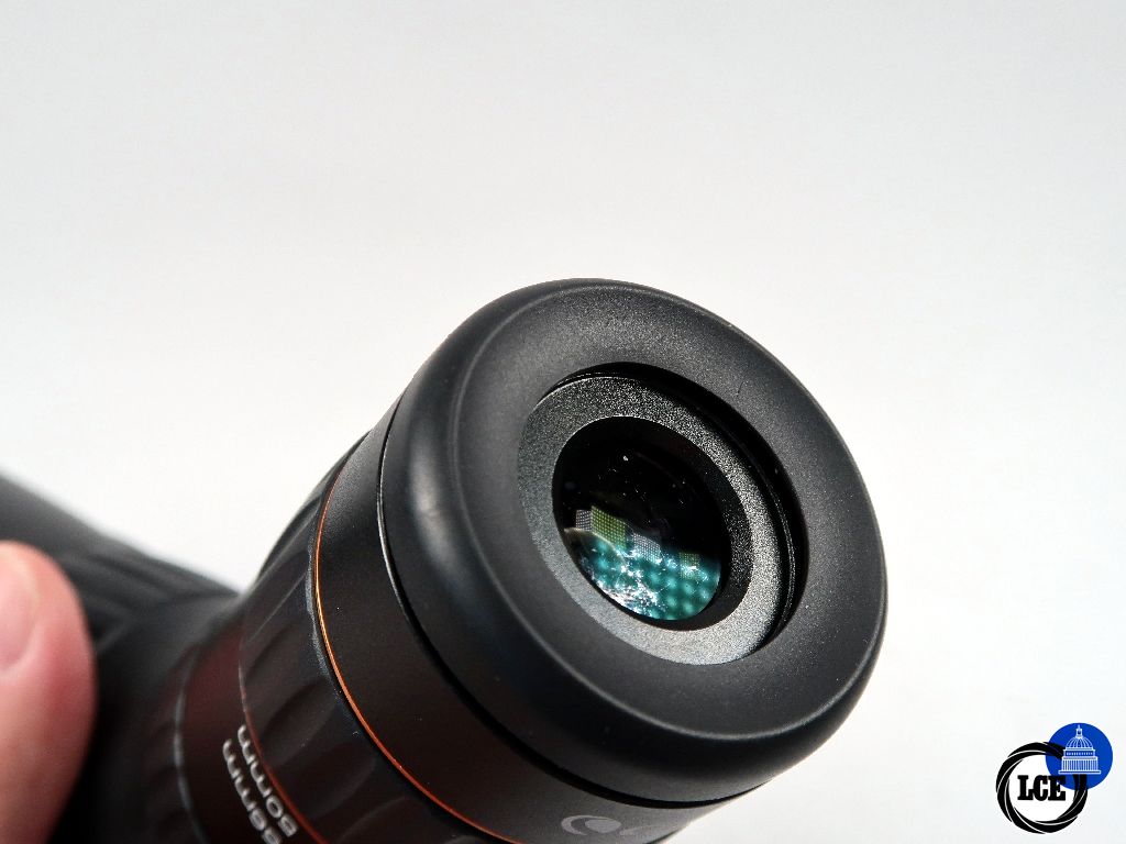 Celestron Hummingbird 9-27x 56 with Monopod
