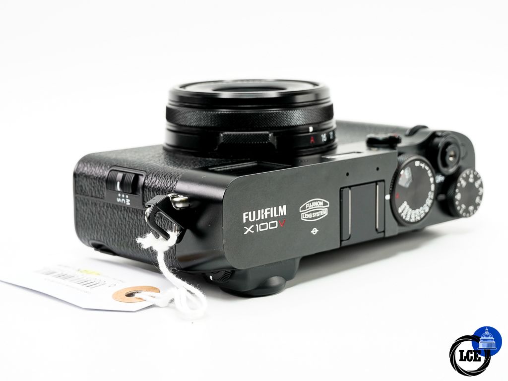 FujiFilm X100V  ** Low Shutter Count **