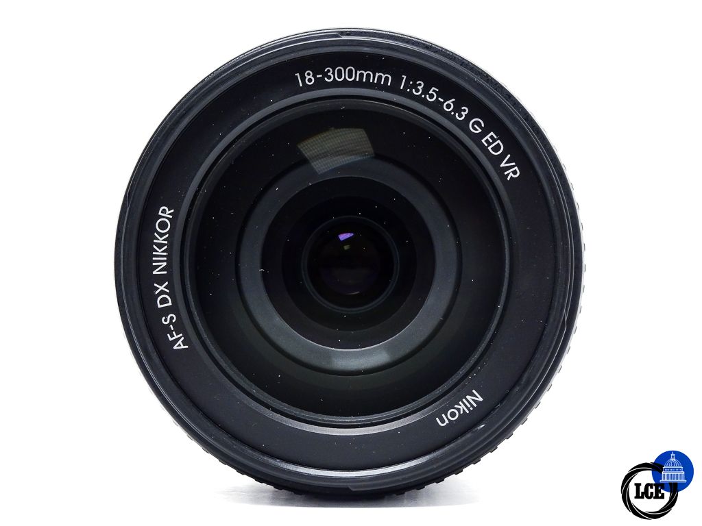 Nikon AF-S 18-300mm f/3.5-6.3 VR