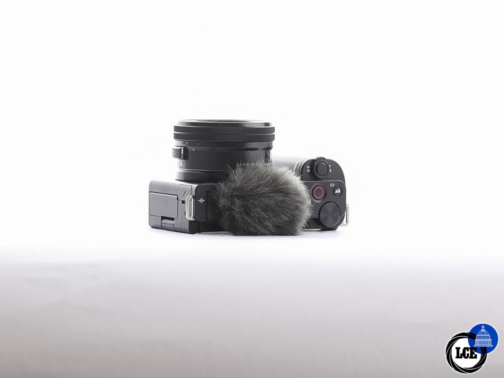 Sony ZV-E10 + 16-50mm [4*] | 10115342