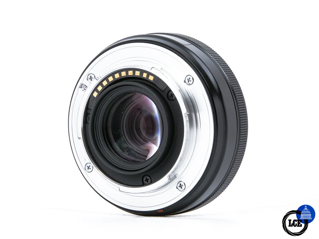 FujiFilm XF 27mm f2.8