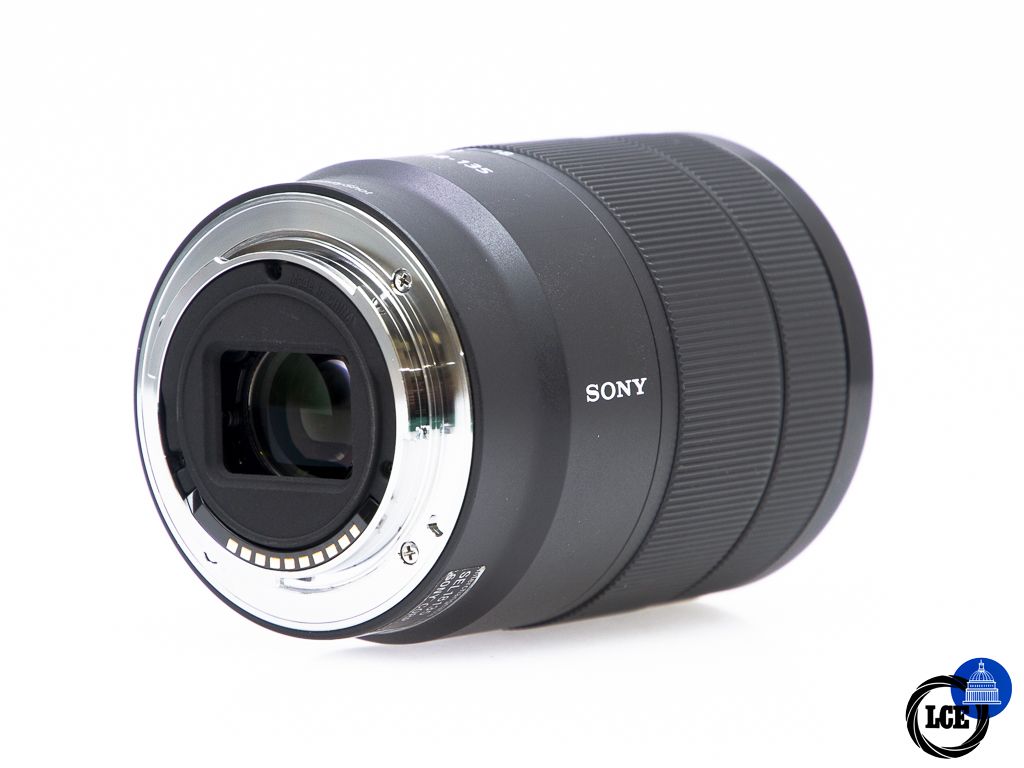 Sony E 18-135mm f/3.5-5.6 OSS  