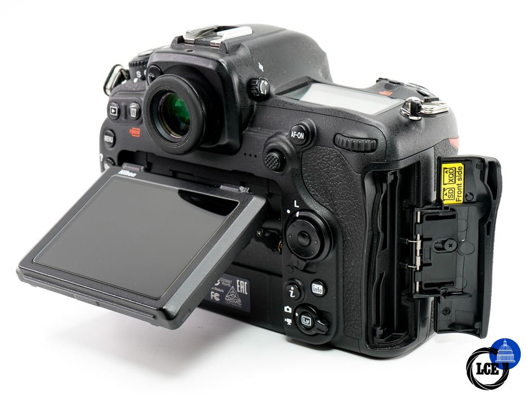 Nikon D500 Body * BOXED / SHUTTER COUNT 3.4K *