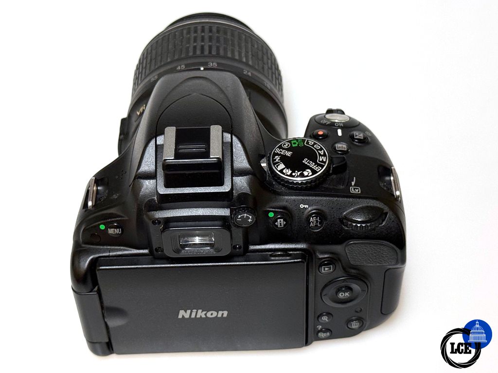 Nikon D5100 + 18-55mm VR
