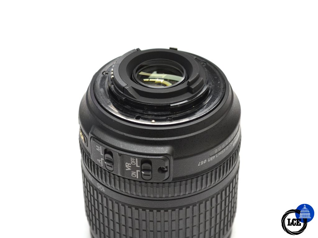 Nikon D3100 + 18-105mm F3.5-5.6 G VR (Low actuations)