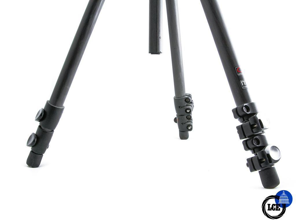 Manfrotto 190CXPRO3 + 496RC2