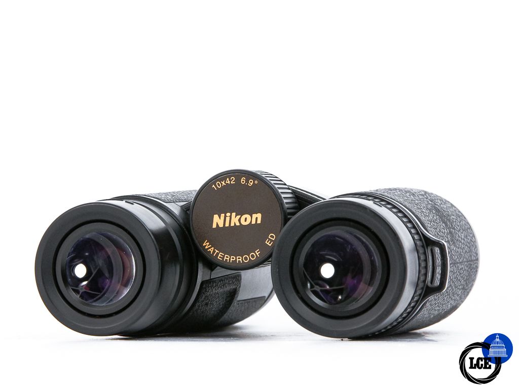 Nikon Monarch HG 10x42
