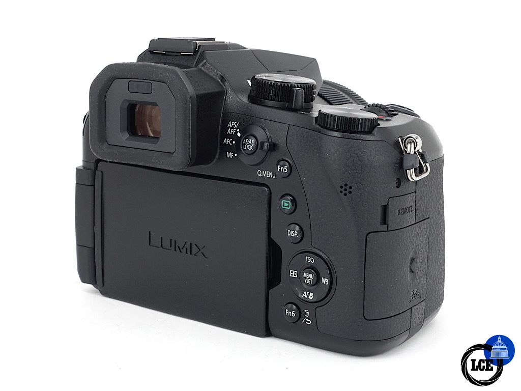 Panasonic Lumix FZ2000 | 4*