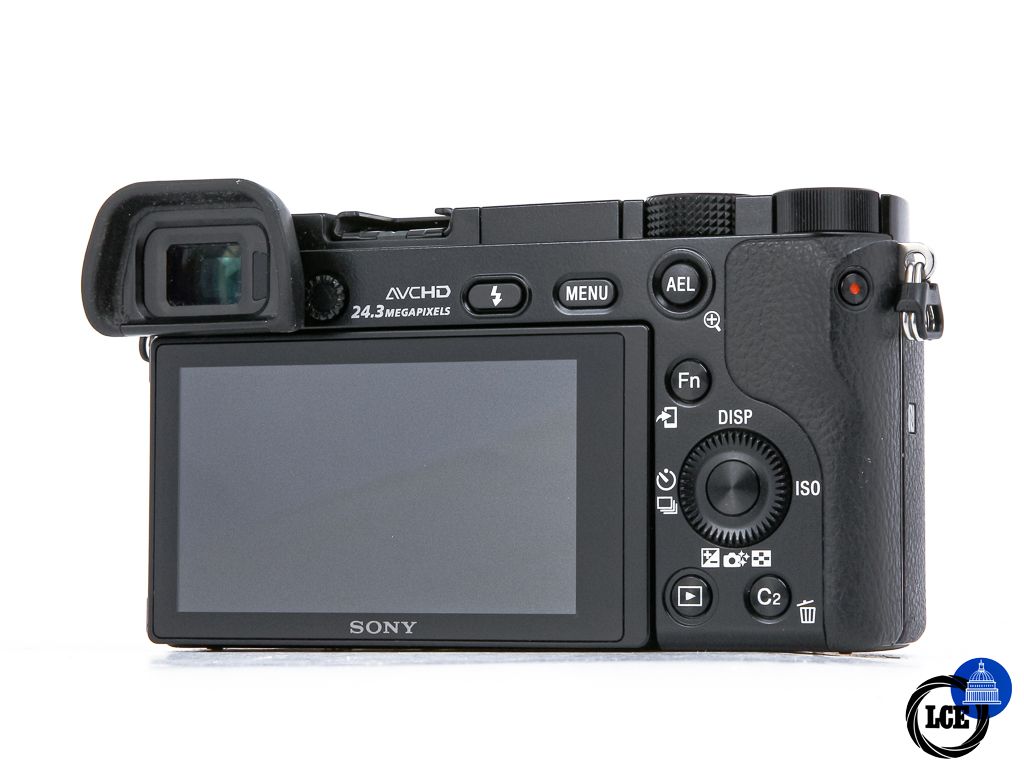 Sony A6000 + 16-50mm OSS **6k Shutter Count**