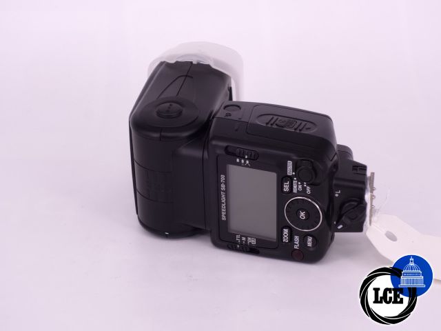 Nikon Speedlight SB700