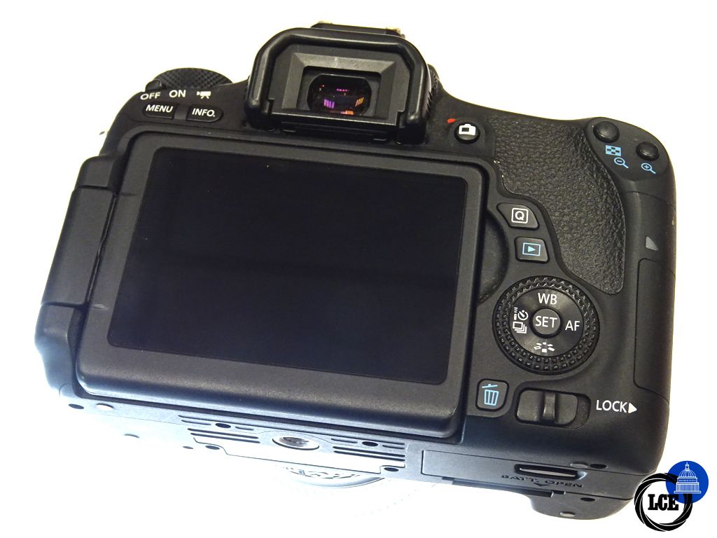 Canon 750D + 18-55mm STM