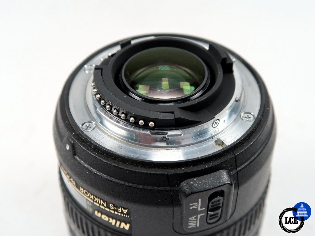Nikon DX 18-70mm f3.5-4.5G