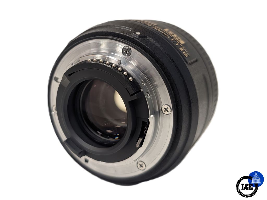 Nikon AF-S 35mm F1.8 G DX 