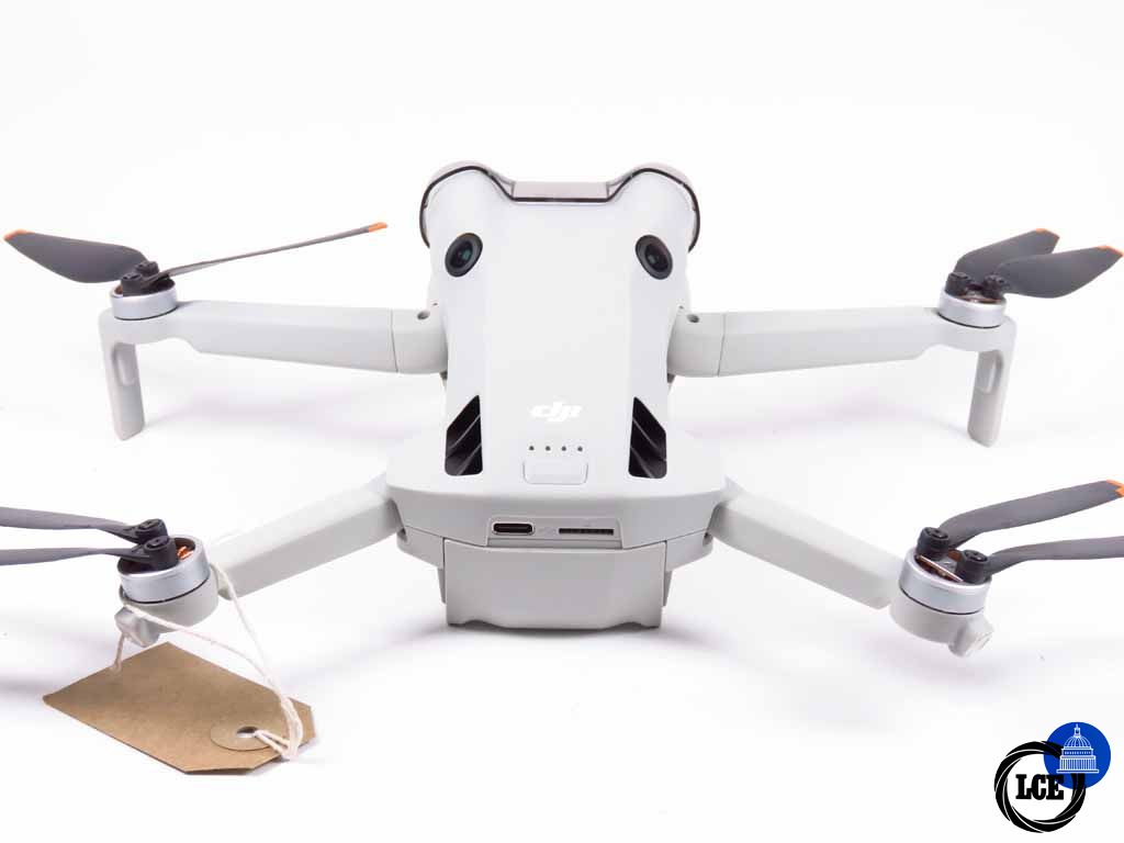 DJI Mini 4 ProFly More Combo