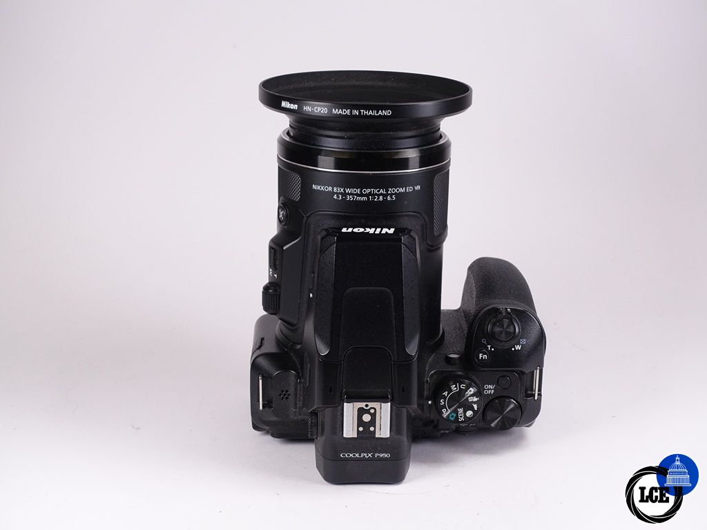 Nikon P950