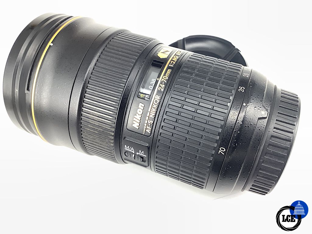 Nikon AF-S 24-70mm f2.8G ED (none VR)