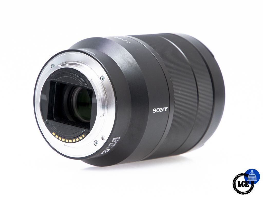 Sony FE 24-70mm f/4 Vario-Tessar ZA OSS T*