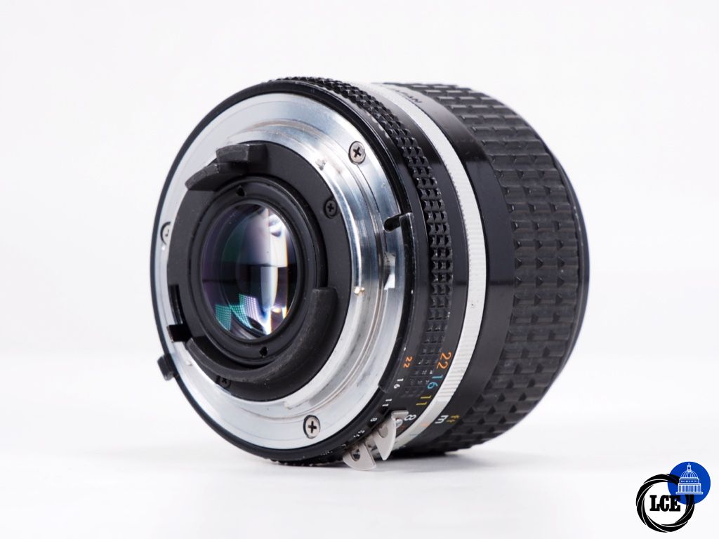 Nikon 24mm F2.8 Ais
