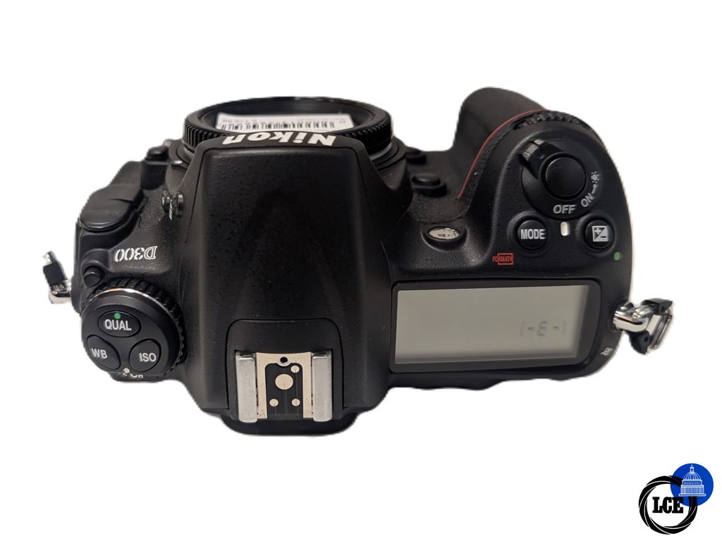 Nikon D300 Body - Low 6450 Shutter Count