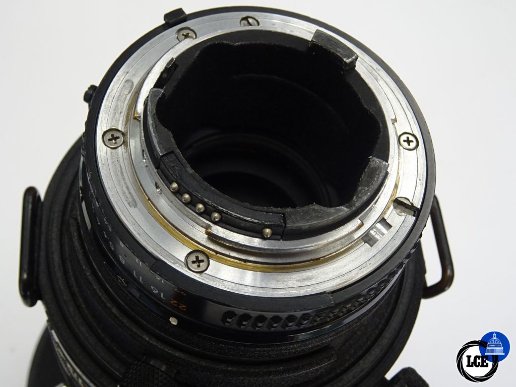 Nikon AF 300mm f 2.8 