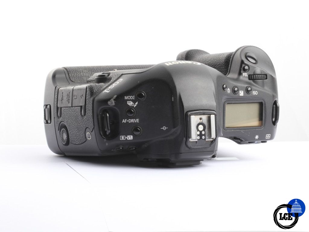 Canon EOS 1Ds III body [3*] | 10115509