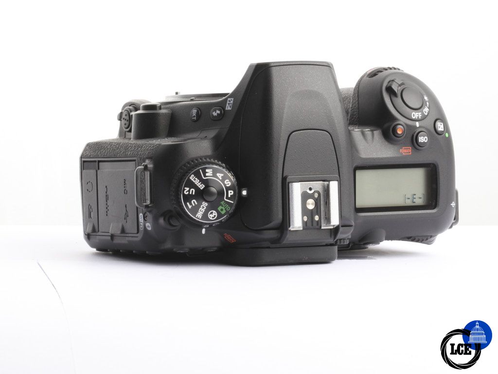 Nikon D7500 body [4*] | 10115532