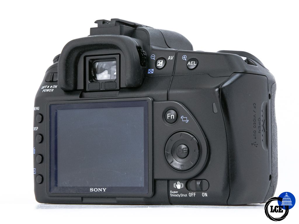 Sony A200 + 18-70mm 