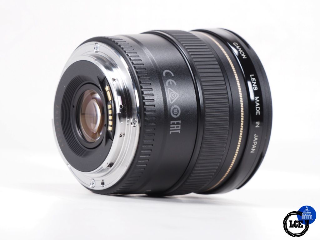 Canon 20mm F2.8 EF