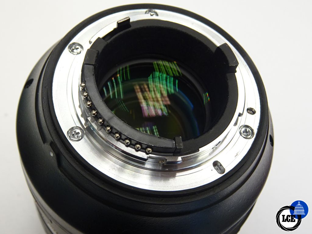 Nikon AF-S 105mm f2.8 G ED VR Macro