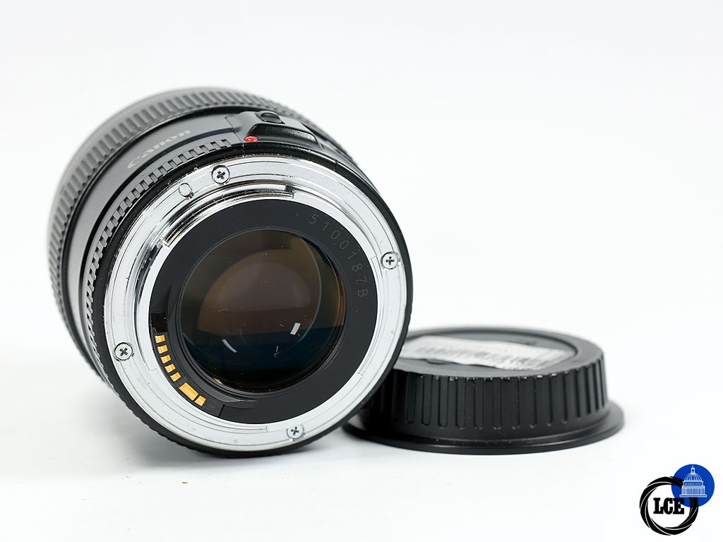 Canon EF 85mm f/1.8 
