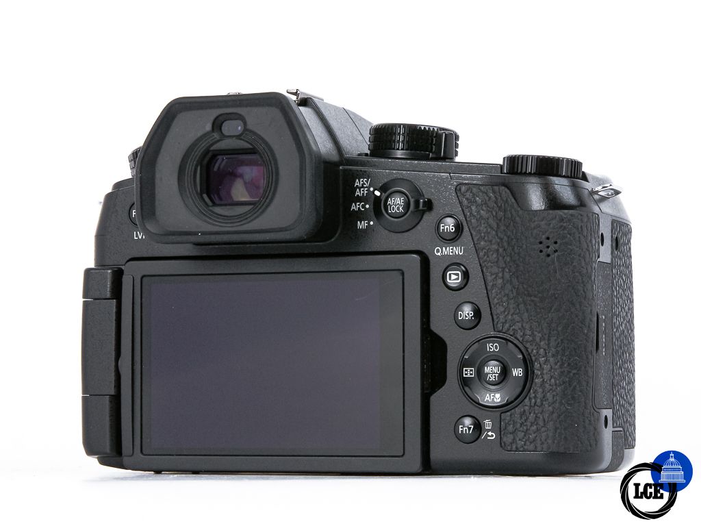 Panasonic Lumix FZ1000 II **Boxed**