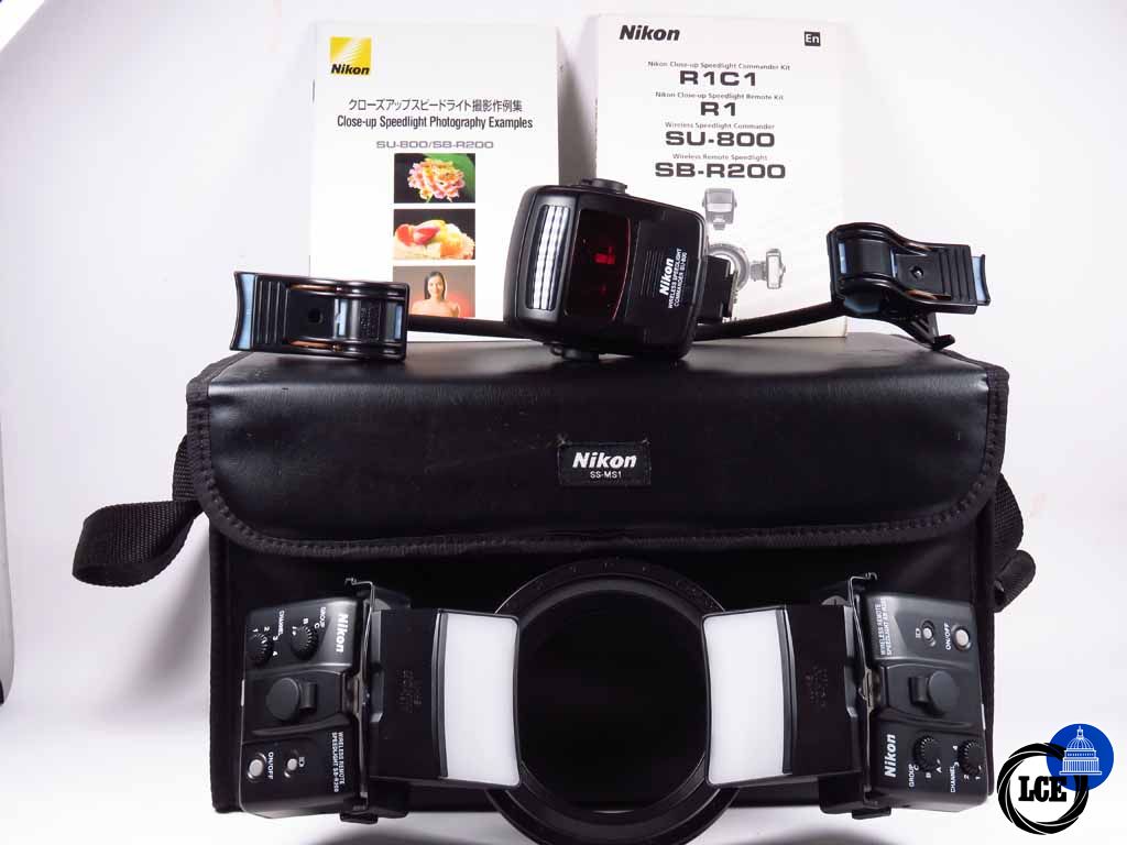 Nikon R1C1 Commander Kit