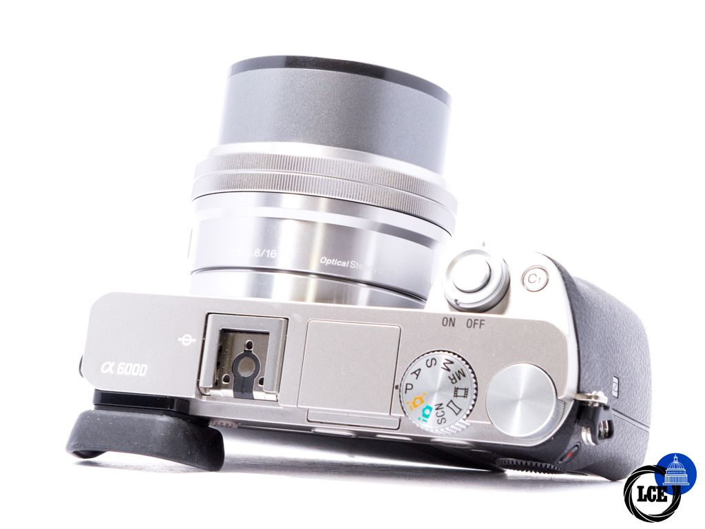 Sony A6000 + E 16-50mm f3.5-5.6 PZ OSS Silver *Very low shutter count* *Boxed*