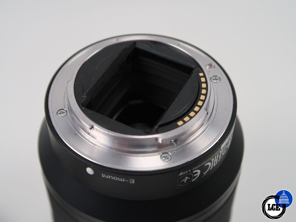 Sony 28-70mm F3.5-5.6 OSS