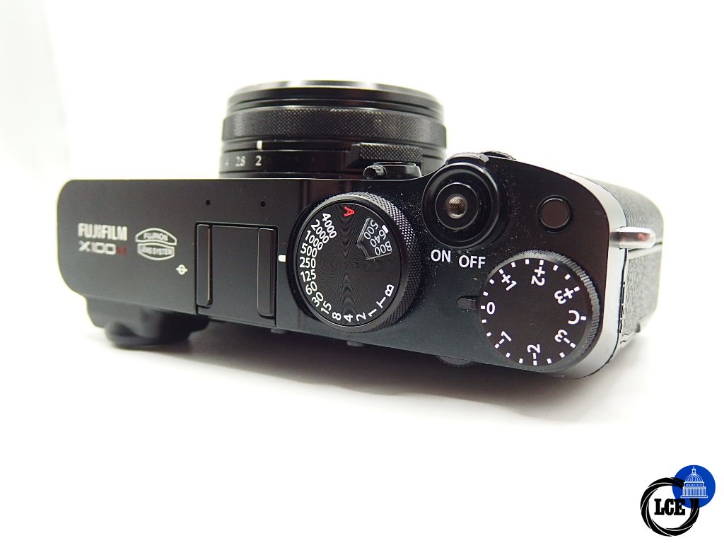 FujiFilm X100VI black