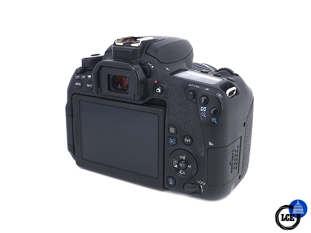 Canon EOS 77D + EF-S 18-55mm F3.5-5.6 IS | 4*